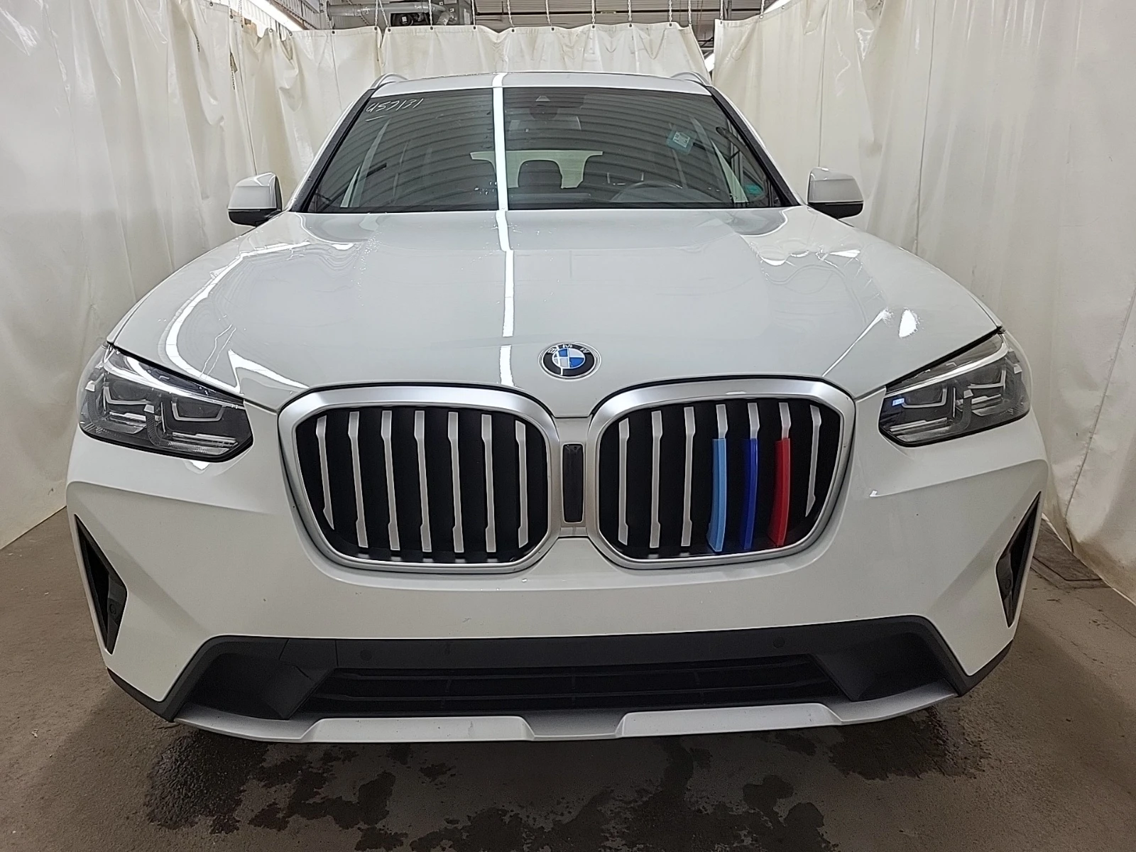 BMW X3 xDrive * * CARFAX * * АВТО КРЕДИТ * * , снимка 3 - Автомобили и джипове - 53789501