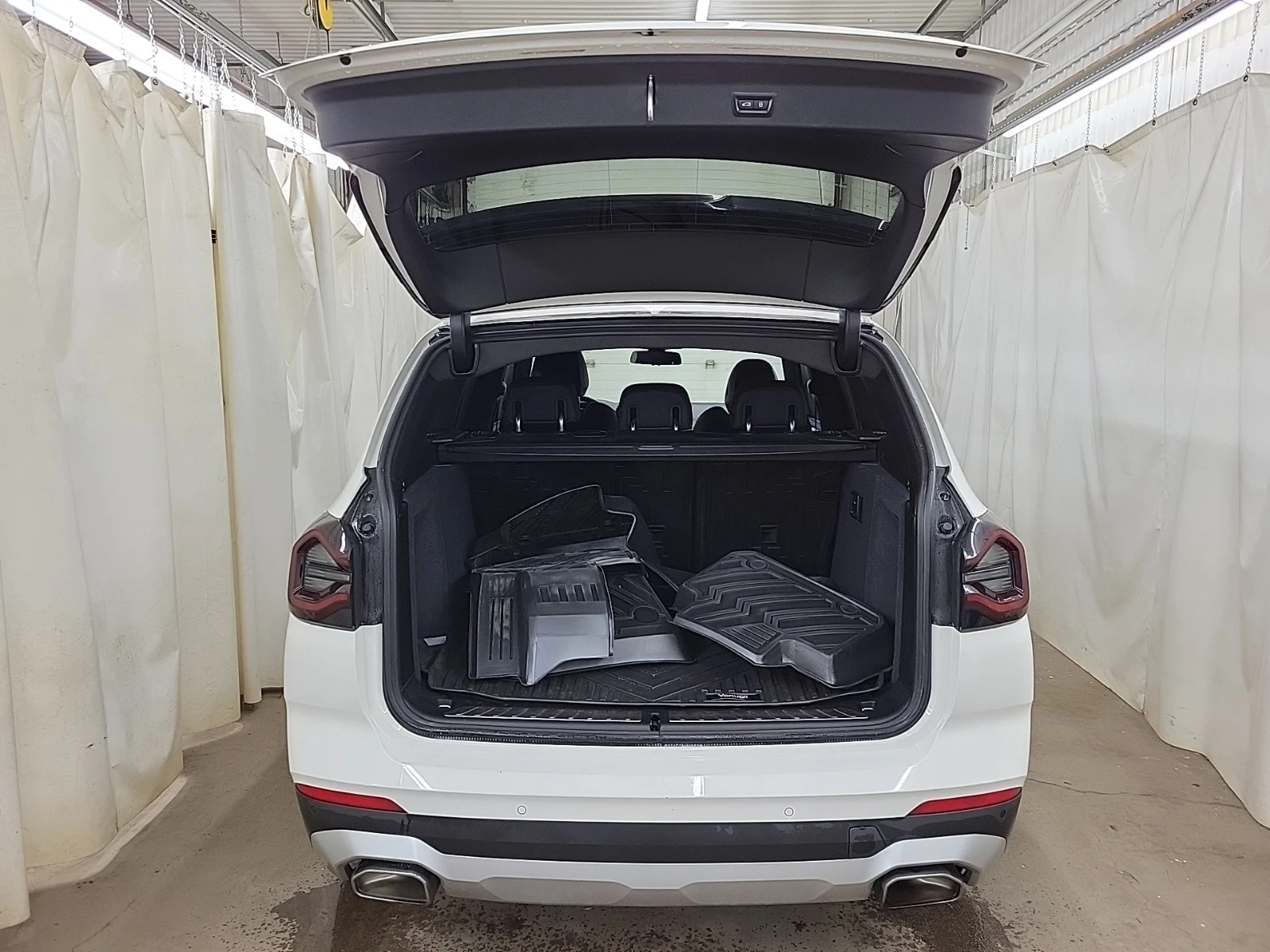 BMW X3 xDrive * * CARFAX * * АВТО КРЕДИТ * * , снимка 8 - Автомобили и джипове - 53789501