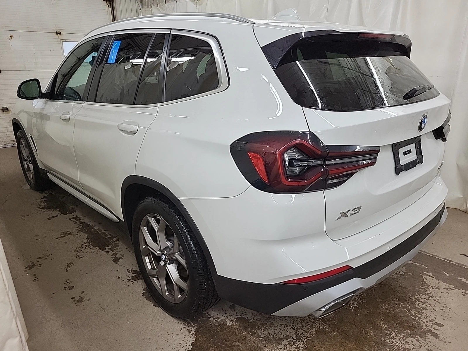 BMW X3 xDrive * * CARFAX * * АВТО КРЕДИТ * * , снимка 5 - Автомобили и джипове - 53789501