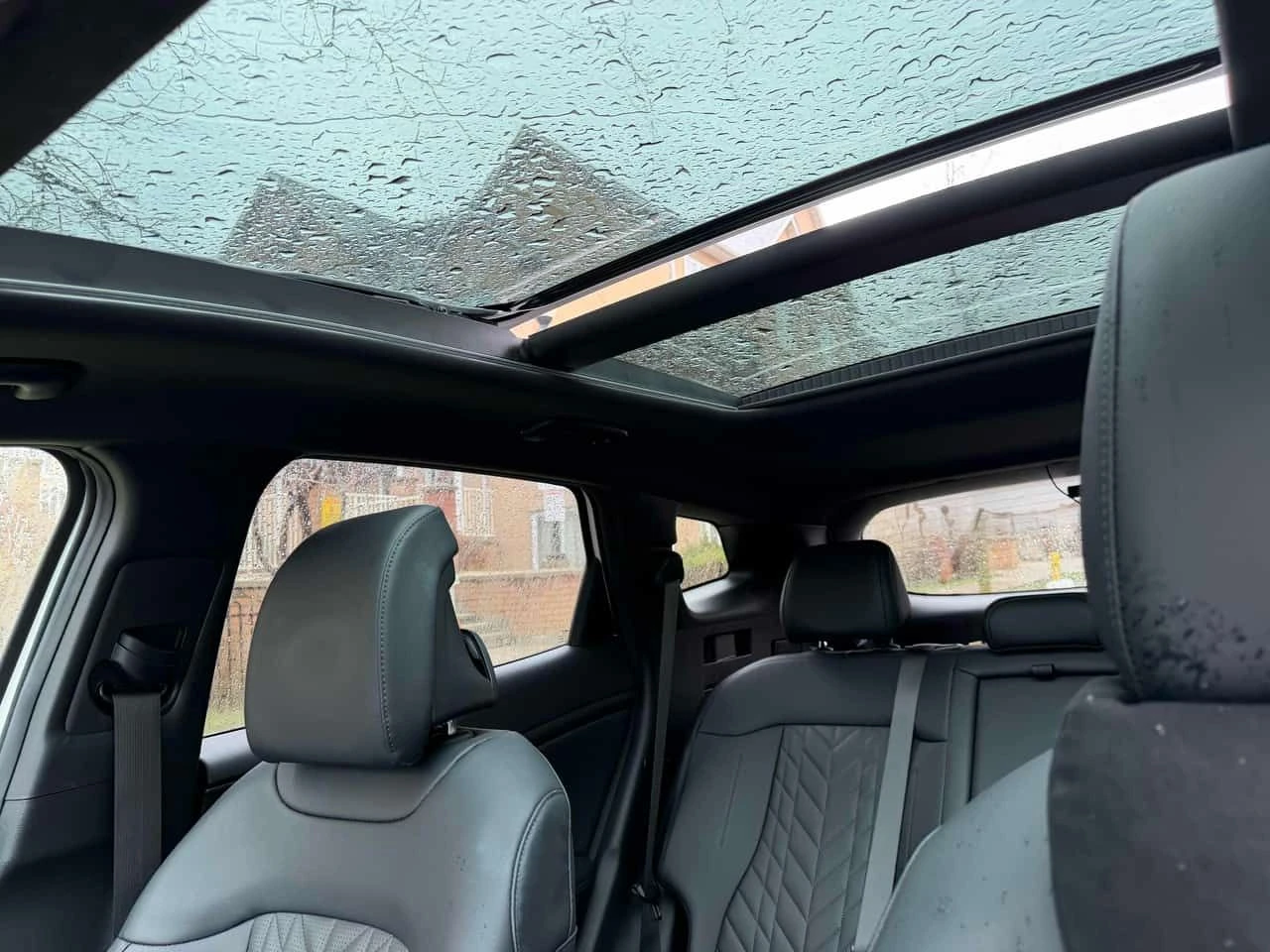 Kia Sportage * X Line * DISTRONIC* ОБДУХВАНЕ* 360КАМЕРИ* ПАНО* , снимка 11 - Автомобили и джипове - 54222224