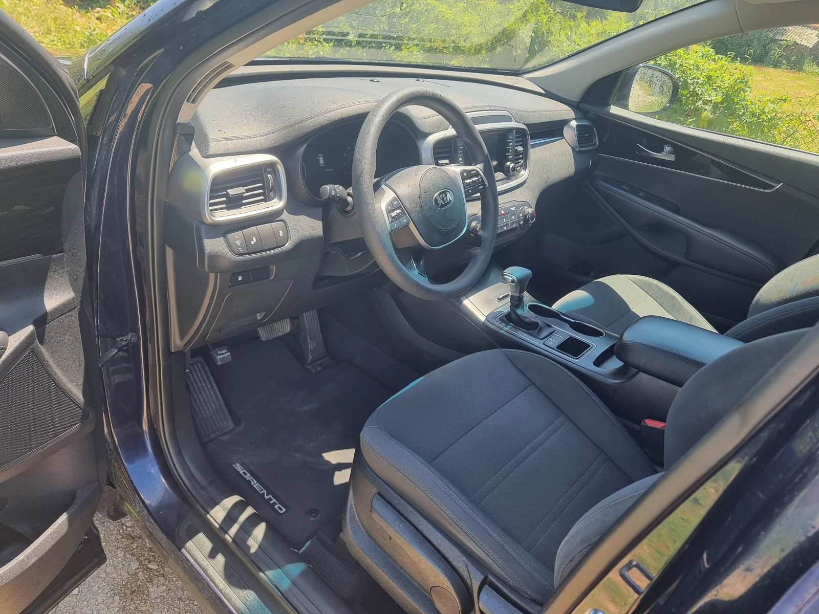 Kia Sorento 2.4 GDI 7 места 80.000 РЕАЛНИ КИЛОМЕТРИ, снимка 7 - Автомобили и джипове - 55708530
