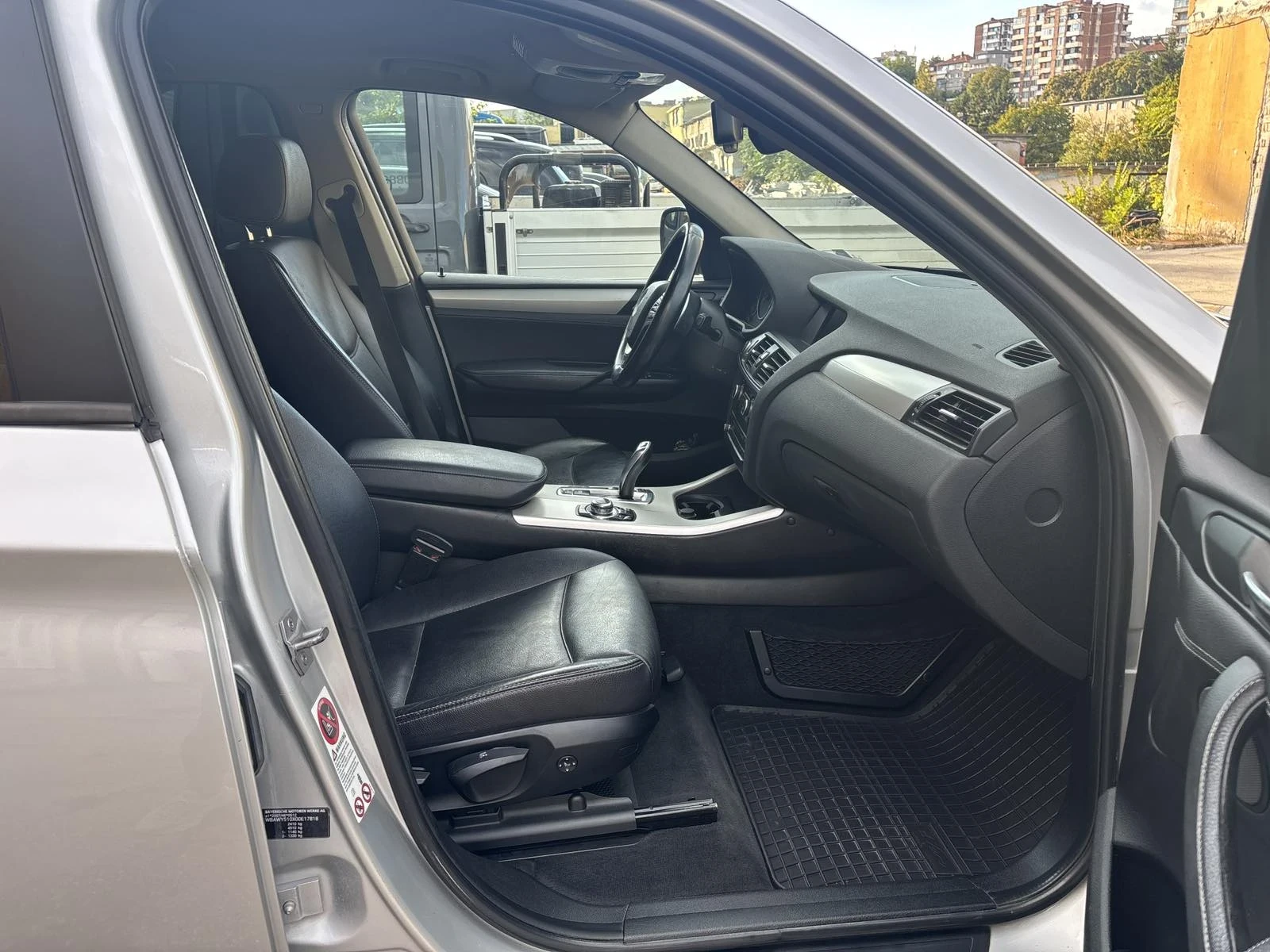 BMW X3 X Drive 30 D, снимка 9 - Автомобили и джипове - 56351349