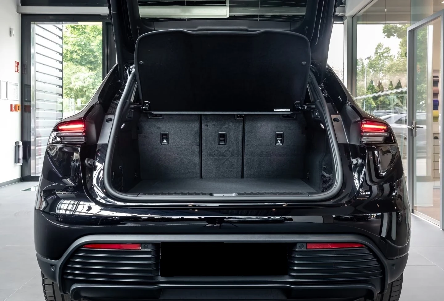Porsche Macan 100 kWh / BOSE / 360 / HEAT PUMP /  | Mobile.bg � ����������� 10