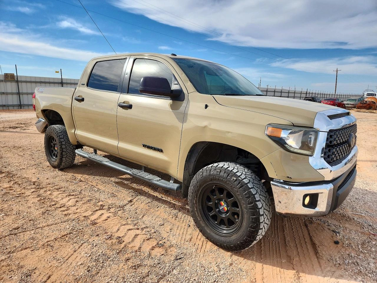 Toyota Tundra, снимка 4 - Автомобили и джипове - 56639829