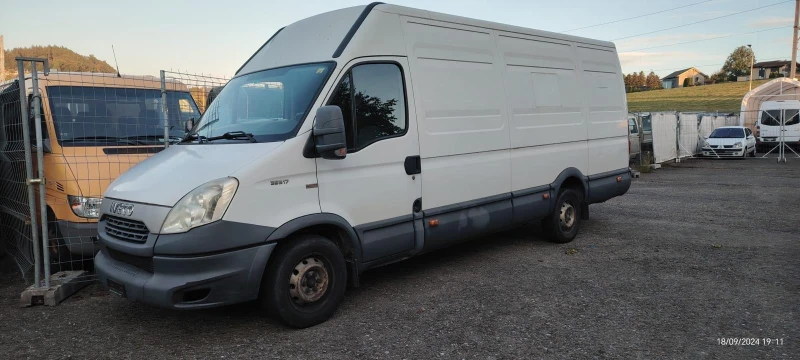 Iveco Daily 3.0 MAXI 35S17, снимка 1 - Бусове и автобуси - 47457995