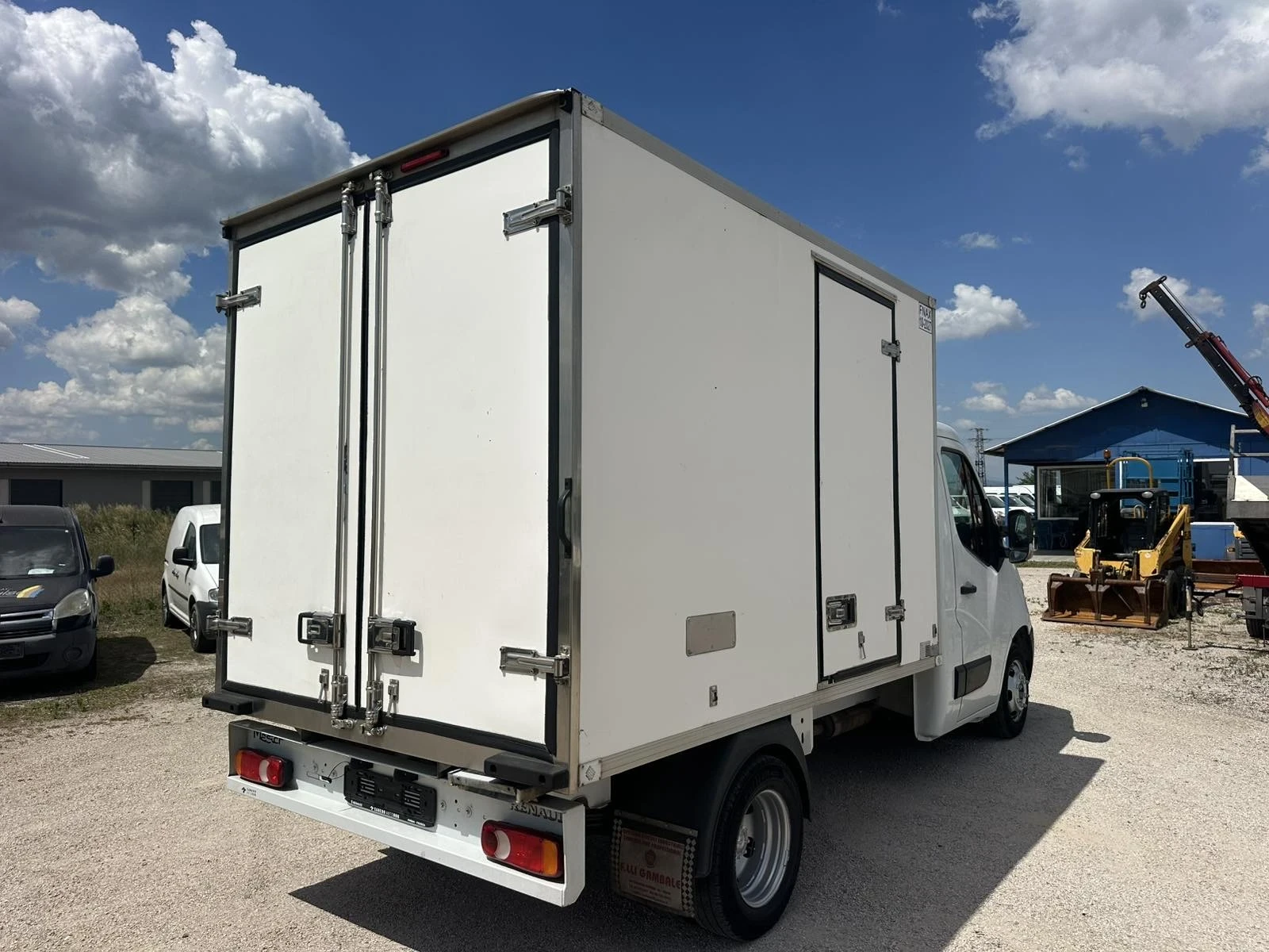Renault Master Хладилен , снимка 5 - Бусове и автобуси - 54984559