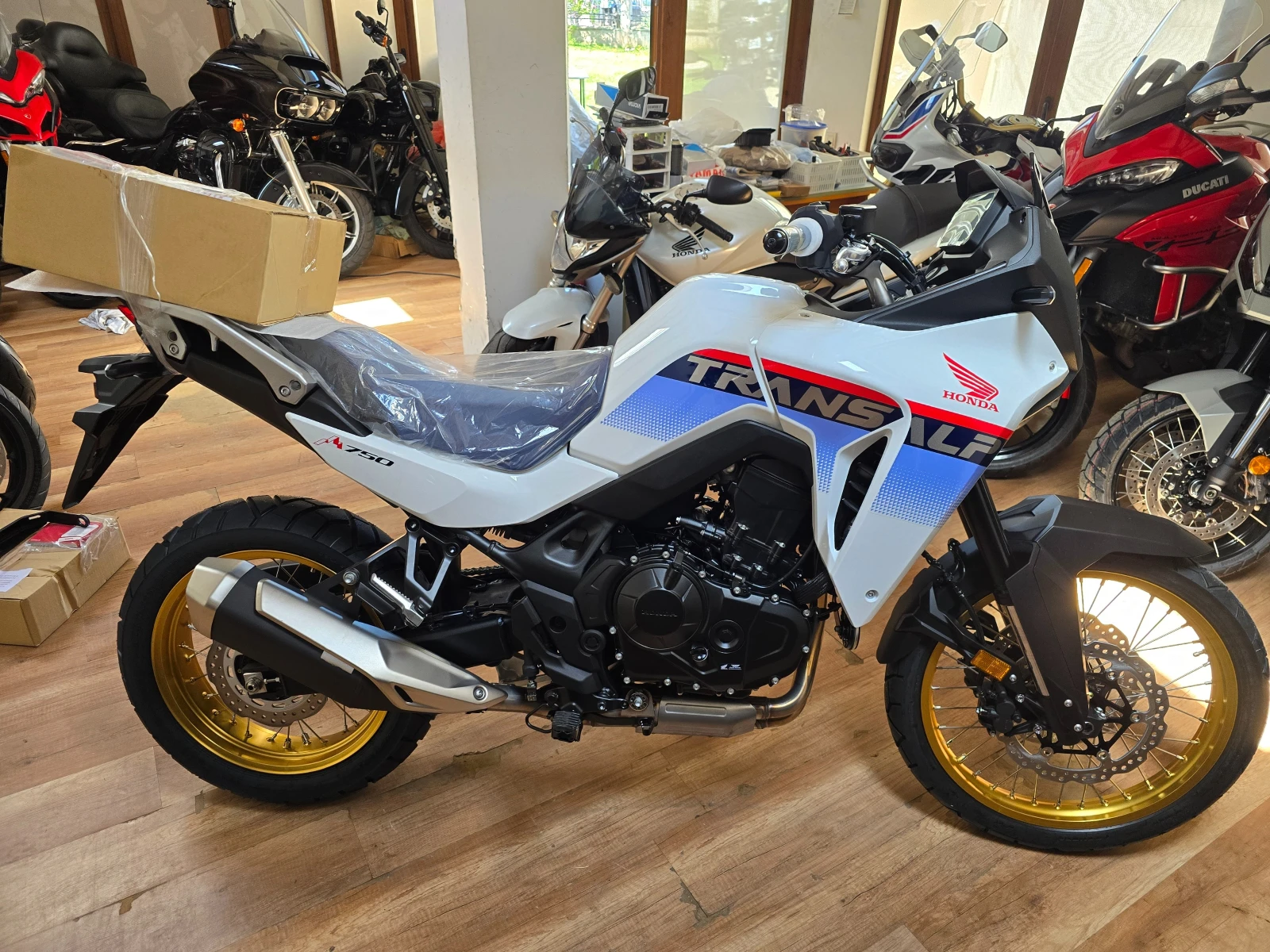 Honda Xl 750 Transalp New НАЛИЧЕН!!!!, снимка 4 - Мотоциклети и мототехника - 53477072