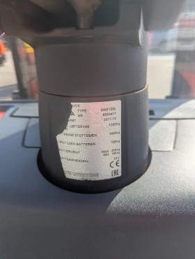 Електрокар Toyota Стакер, снимка 10