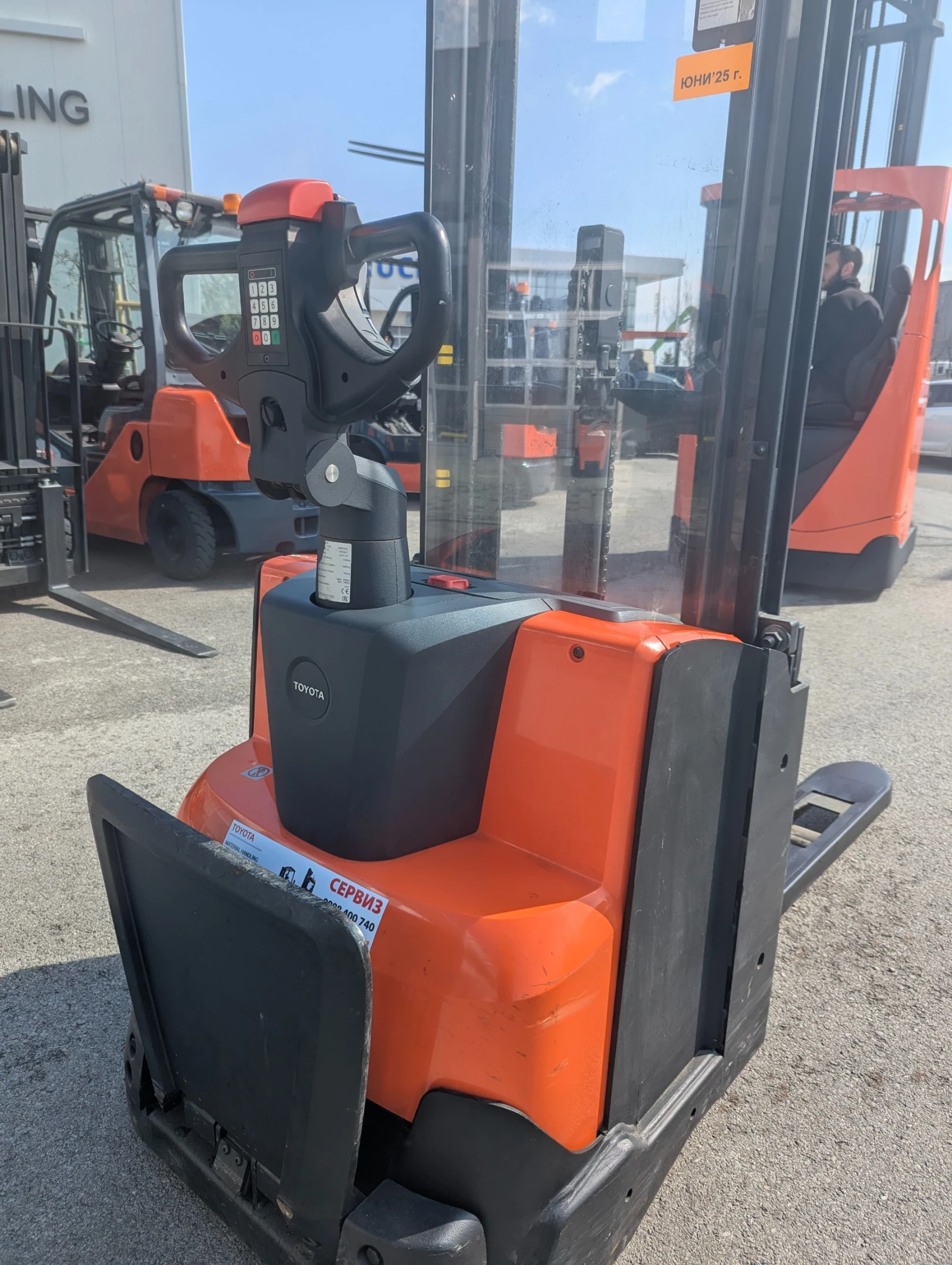 Електрокар Toyota Стакер, снимка 2 - Индустриална техника - 53724240