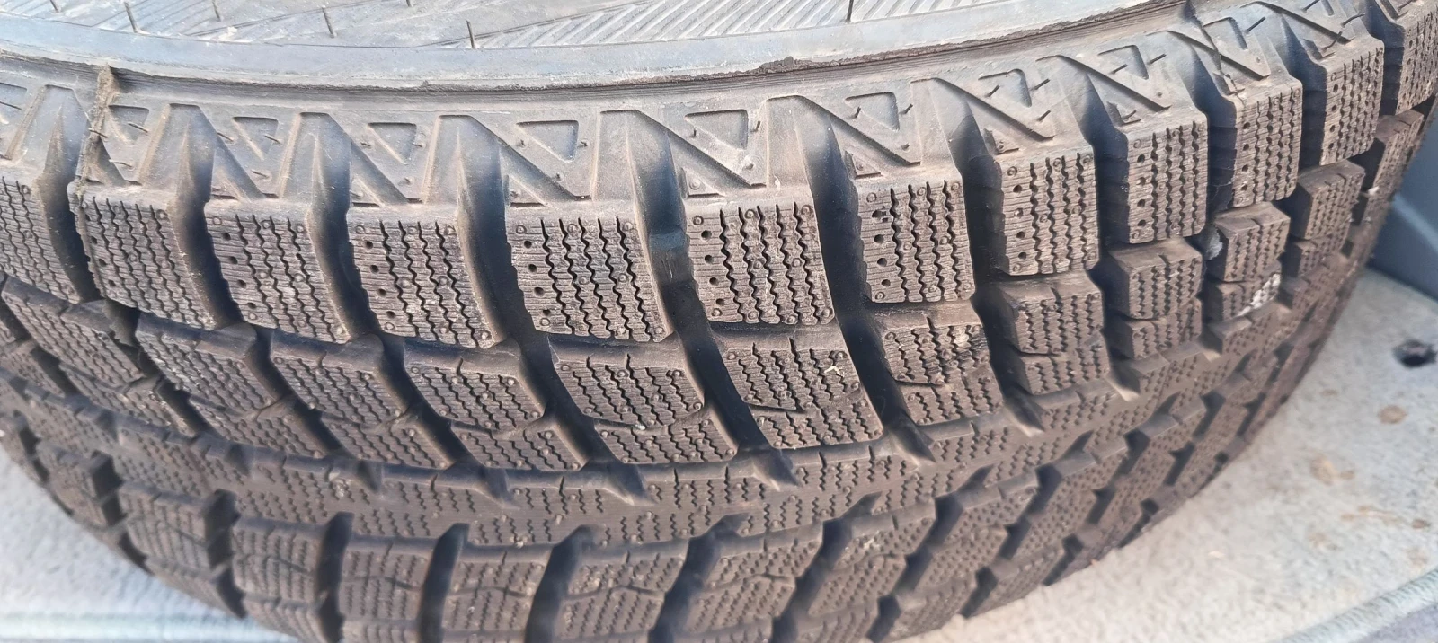 ���� 215/60R17 | Mobile.bg � ����������� 2