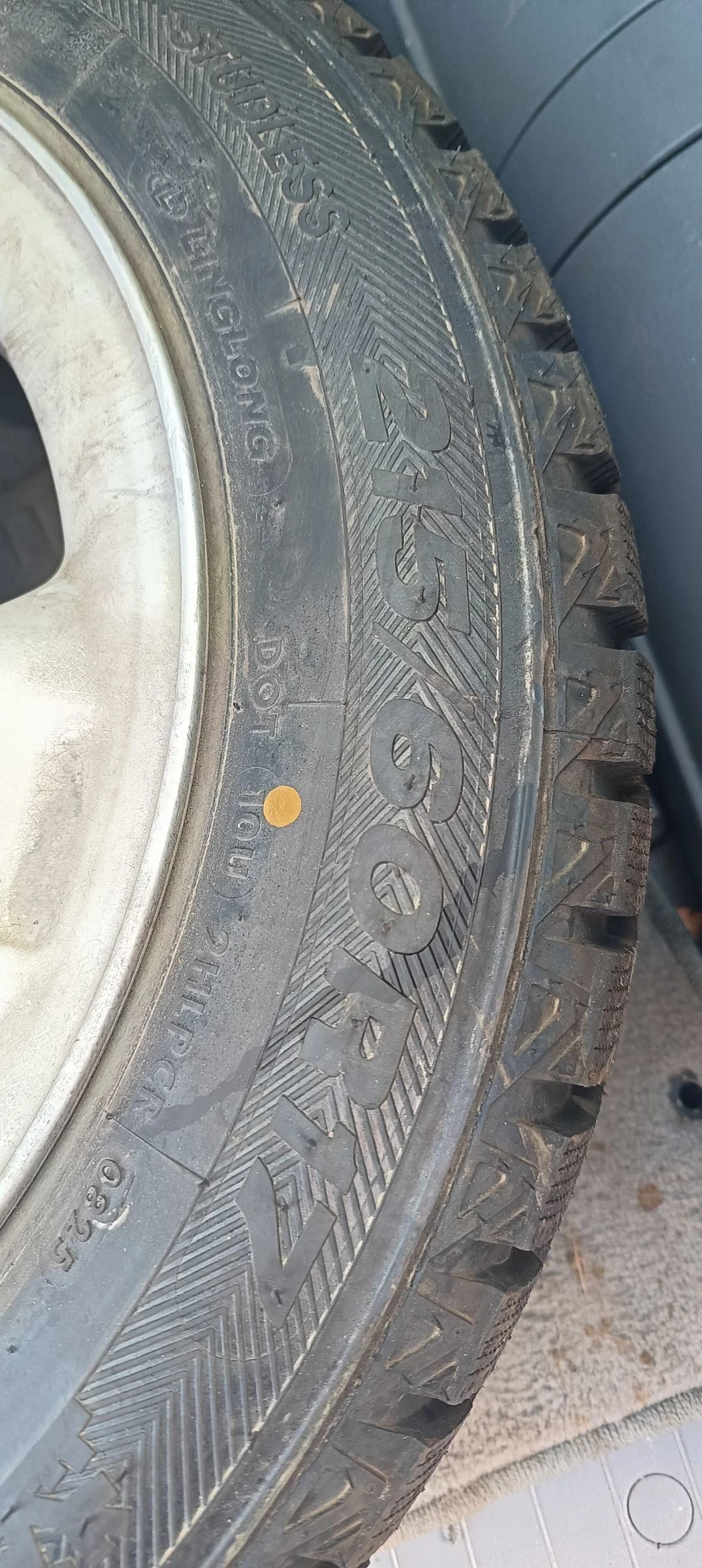���� 215/60R17 | Mobile.bg � ����������� 4