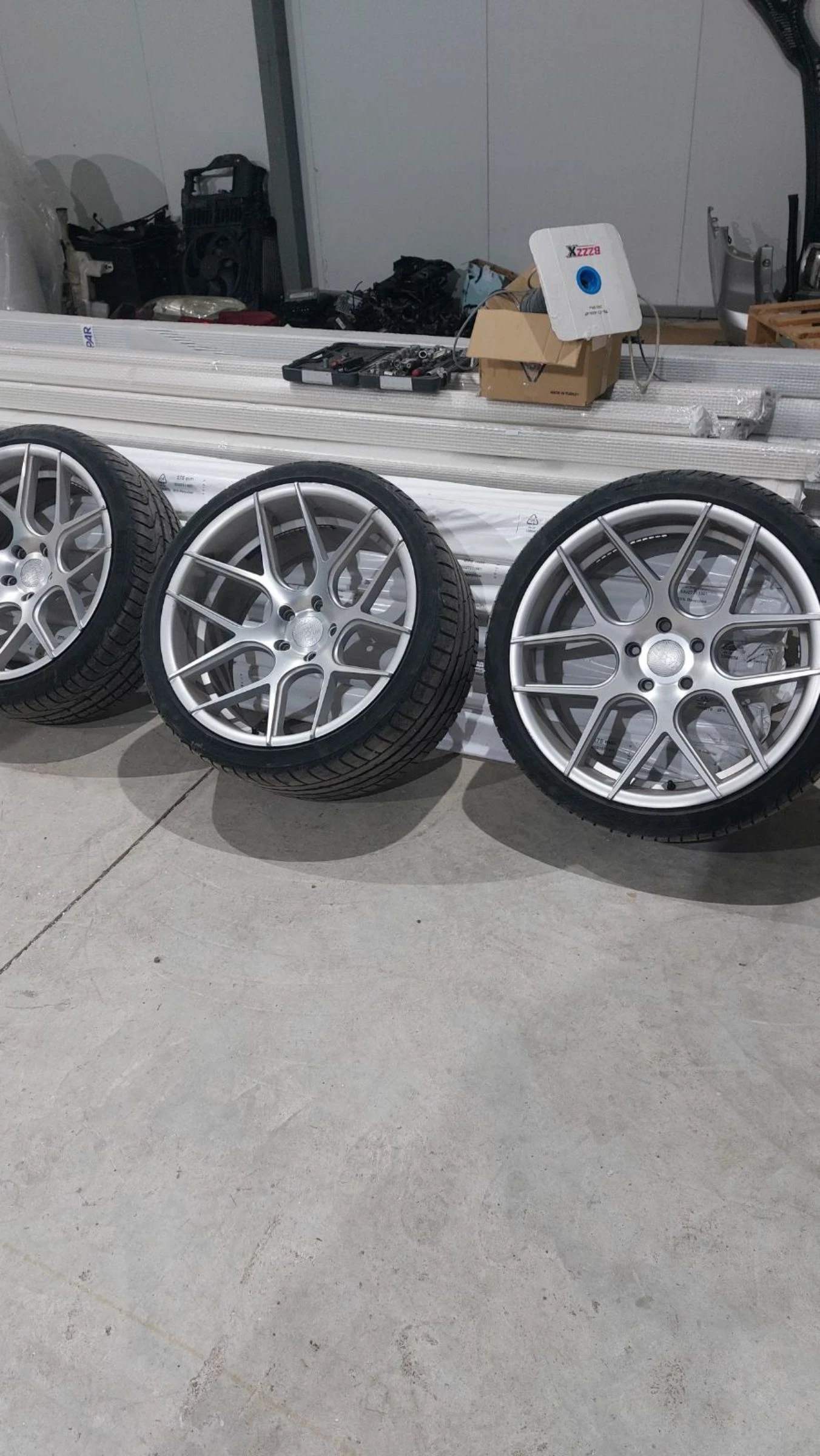 ���� � ������ 275/35R20 �� BMW | Mobile.bg � ����������� 4