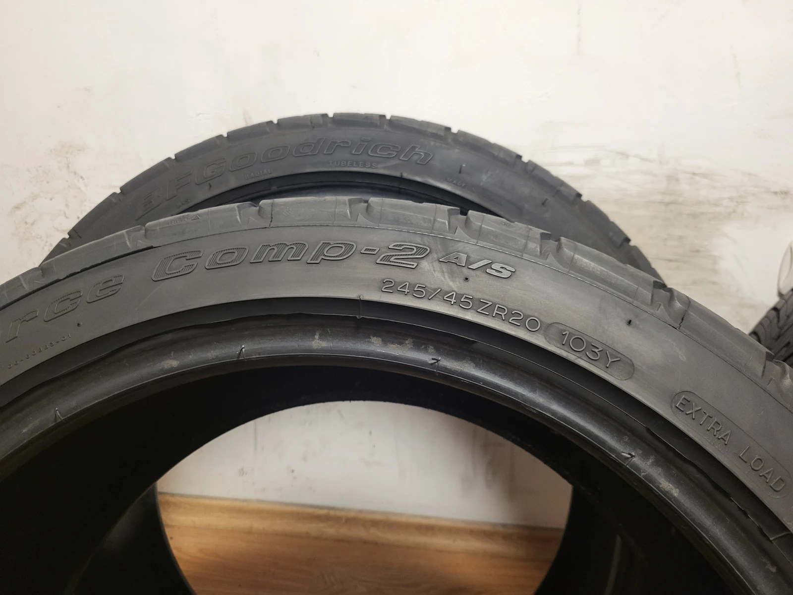 Гуми Всесезонни 275/40R20, снимка 8 - Гуми и джанти - 55074603
