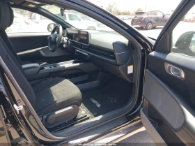 Hyundai Ioniq 6 Se Standard Range, снимка 5