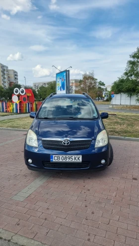 Обява за продажба на Toyota Corolla verso 2.0 d4d 90hp ~3 299 лв. - изображение 1