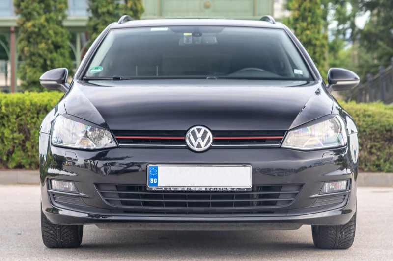 VW Golf 1.6 blueTDI 110HP R line Ambient, снимка 2 - Автомобили и джипове - 48000534