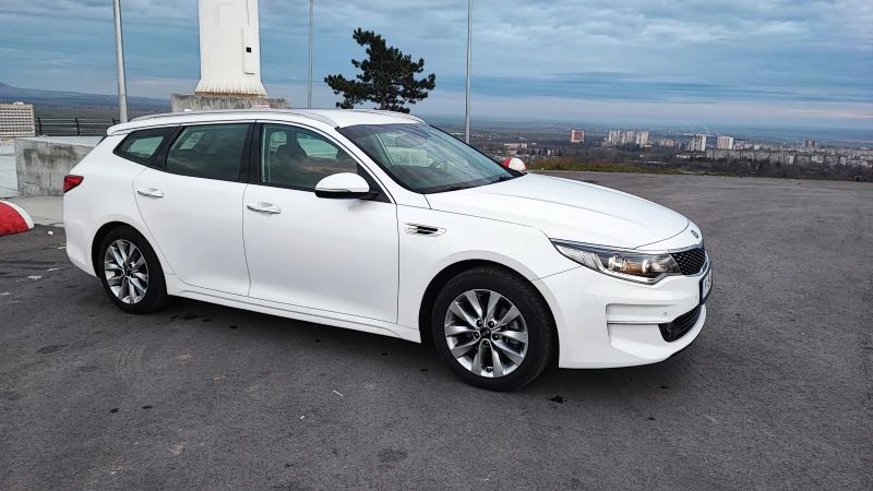 Kia Optima, снимка 4 - Автомобили и джипове - 48797596