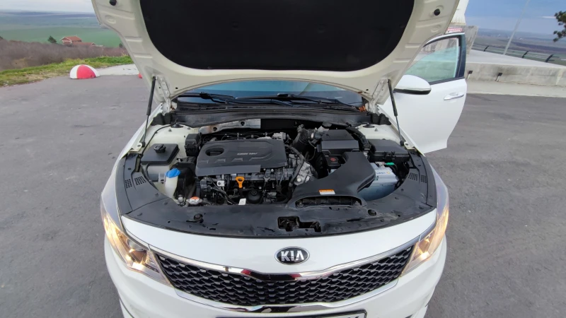 Kia Optima, снимка 13 - Автомобили и джипове - 48797596