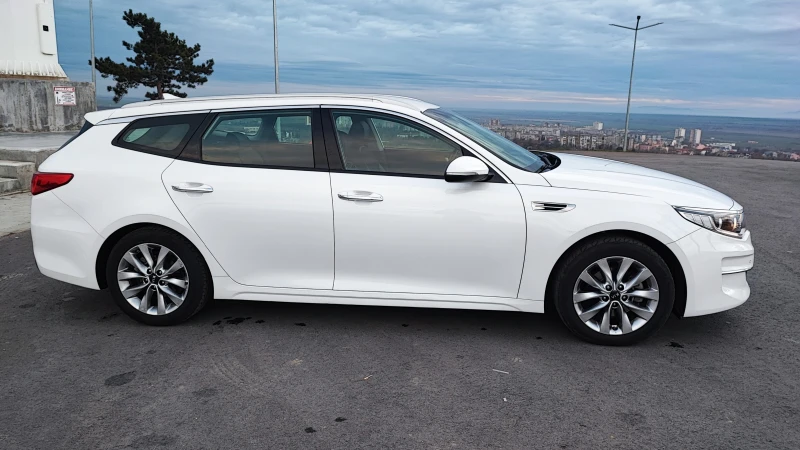 Kia Optima, снимка 17 - Автомобили и джипове - 48797596