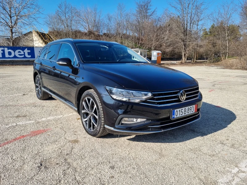 VW Passat 2.0TDI Elegance Digital Distr LED Assist, снимка 2 - Автомобили и джипове - 49057505