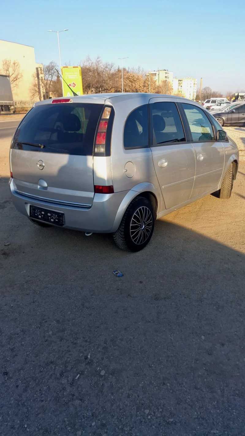 Opel Meriva 1.6/2007г., снимка 3 - Автомобили и джипове - 49088073