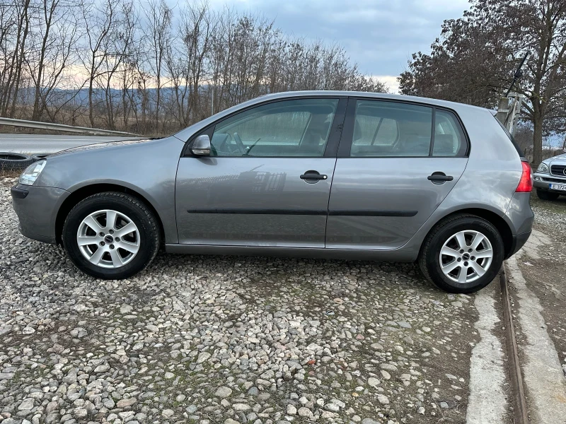 VW Golf 1.9tdi, снимка 3 - Автомобили и джипове - 49185269