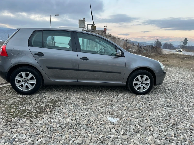 VW Golf 1.9tdi, снимка 7 - Автомобили и джипове - 49185269