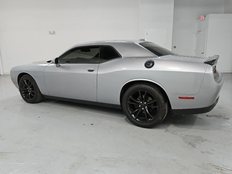 Dodge Challenger SXT 3.6 V6, снимка 4 - Автомобили и джипове - 49393069