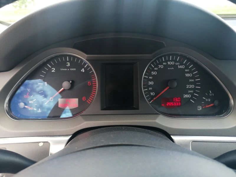 Audi A6 2.7 TDI , снимка 7 - Автомобили и джипове - 51353111