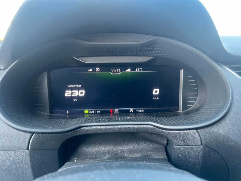 Skoda Octavia vRS/184HP/CARPLAY/KEYLESS/PANO/DAB/H&B/VCONT./842f, снимка 5 - Автомобили и джипове - 52142215