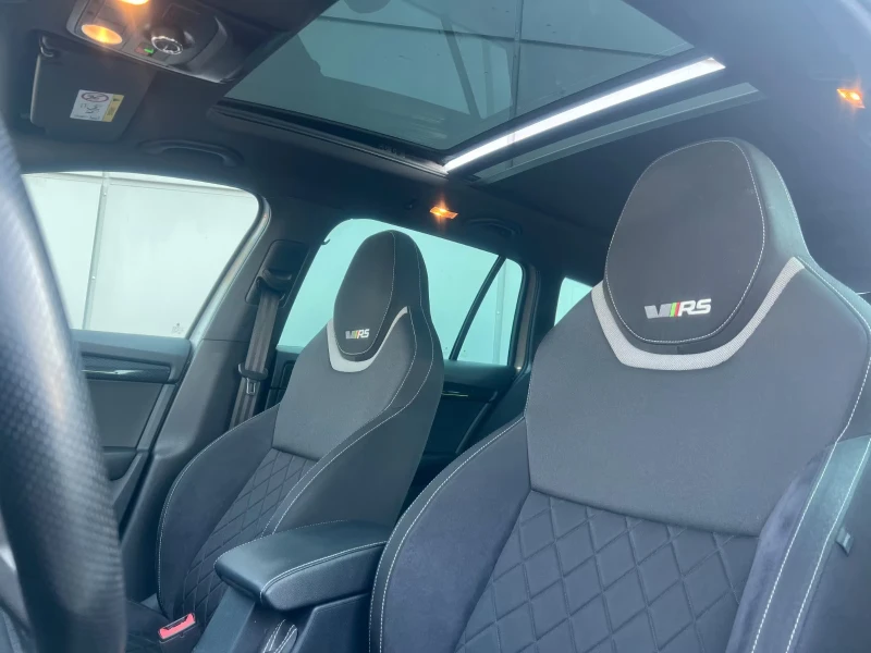 Skoda Octavia vRS/184HP/CARPLAY/KEYLESS/PANO/DAB/H&B/VCONT./842f, снимка 9 - Автомобили и джипове - 52142215