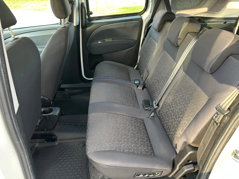 Fiat Doblo 1.4 бензин , пътник, снимка 11 - Автомобили и джипове - 52515820