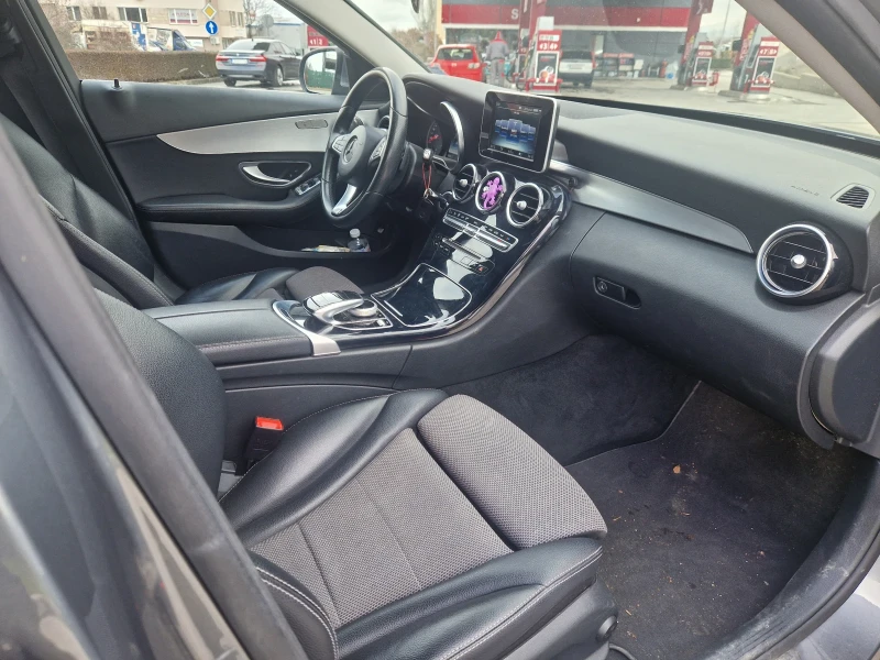 Mercedes-Benz C 220 /Avantgarde/2.2D/9G-tronic, снимка 15 - Автомобили и джипове - 52907009