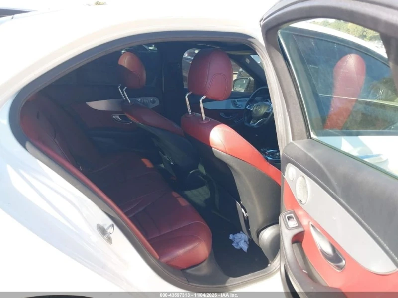 Mercedes-Benz C 450 AMG * 4MATIC * CARFAX * БЕЗ ПЪРВОНАЧАЛНА ВНОСКА, снимка 8 - Автомобили и джипове - 52943568