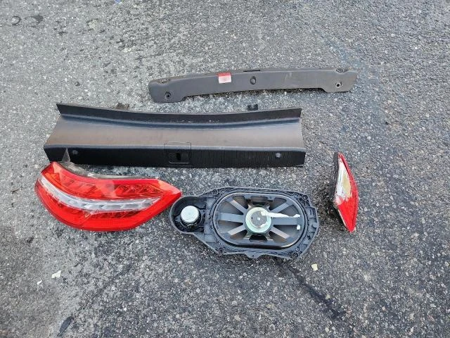 Mercedes-Benz E 500 кожа* Подгрев* Keyless* NAVI* PANO, снимка 12 - Автомобили и джипове - 53194454