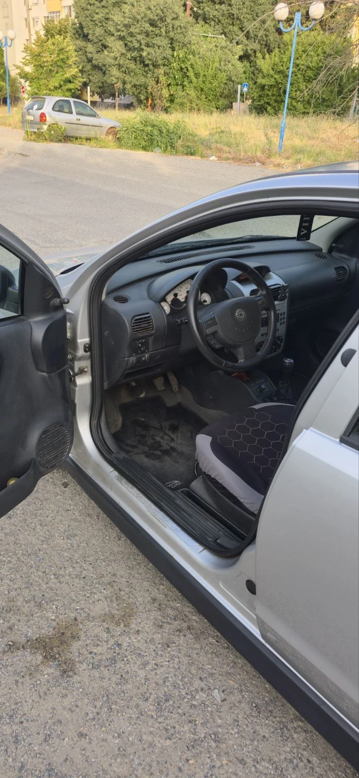 Opel Corsa 1.2 Twinport, снимка 11 - Автомобили и джипове - 55872947