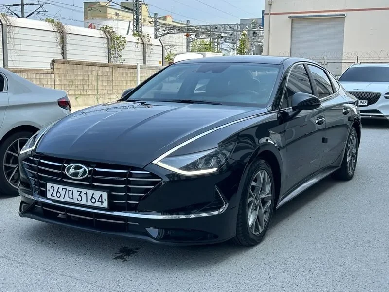 Hyundai Sonata 2.0 - САМО 30% АВАНС, снимка 2 - Автомобили и джипове - 55940409