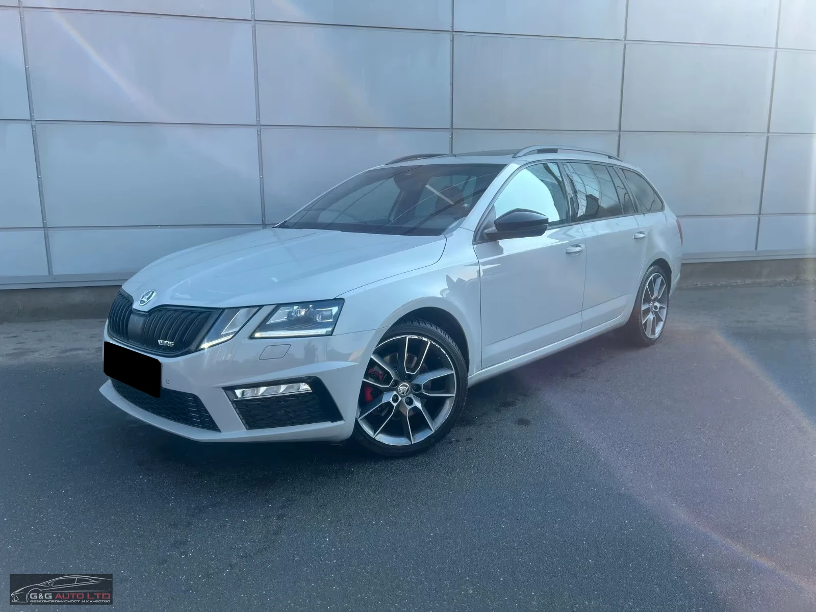 Skoda Octavia vRS/184HP/CARPLAY/KEYLESS/PANO/DAB/H&B/VCONT./842f, снимка 1