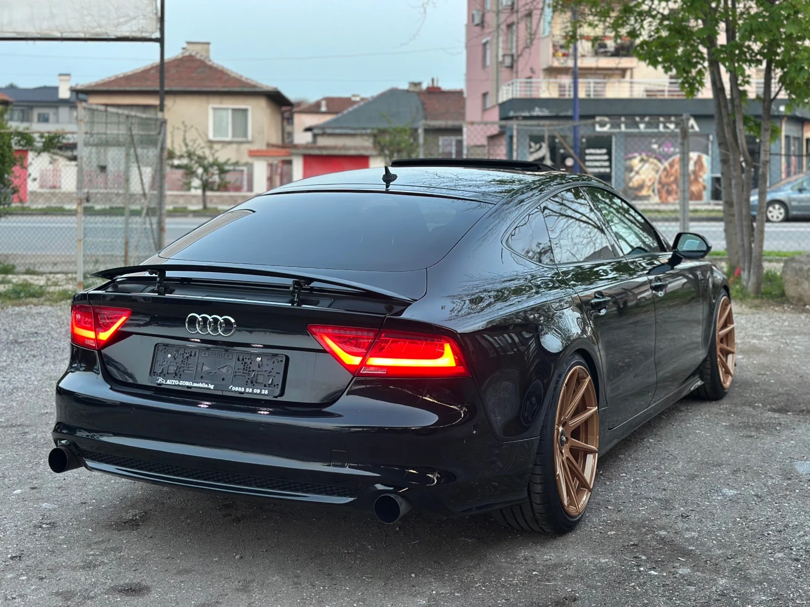 Audi A7 RS7* BiTURBO* ВАКУМ* HEAD UP* ДИСТРОНИК* 313hp - изображение 4