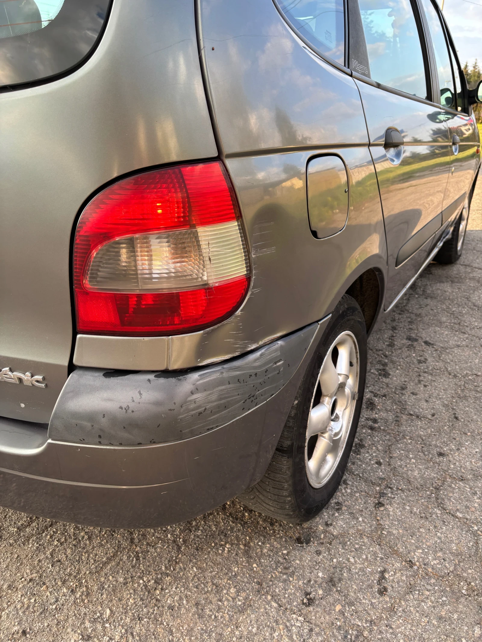 Renault Scenic 1.6 16V LPG - изображение 8