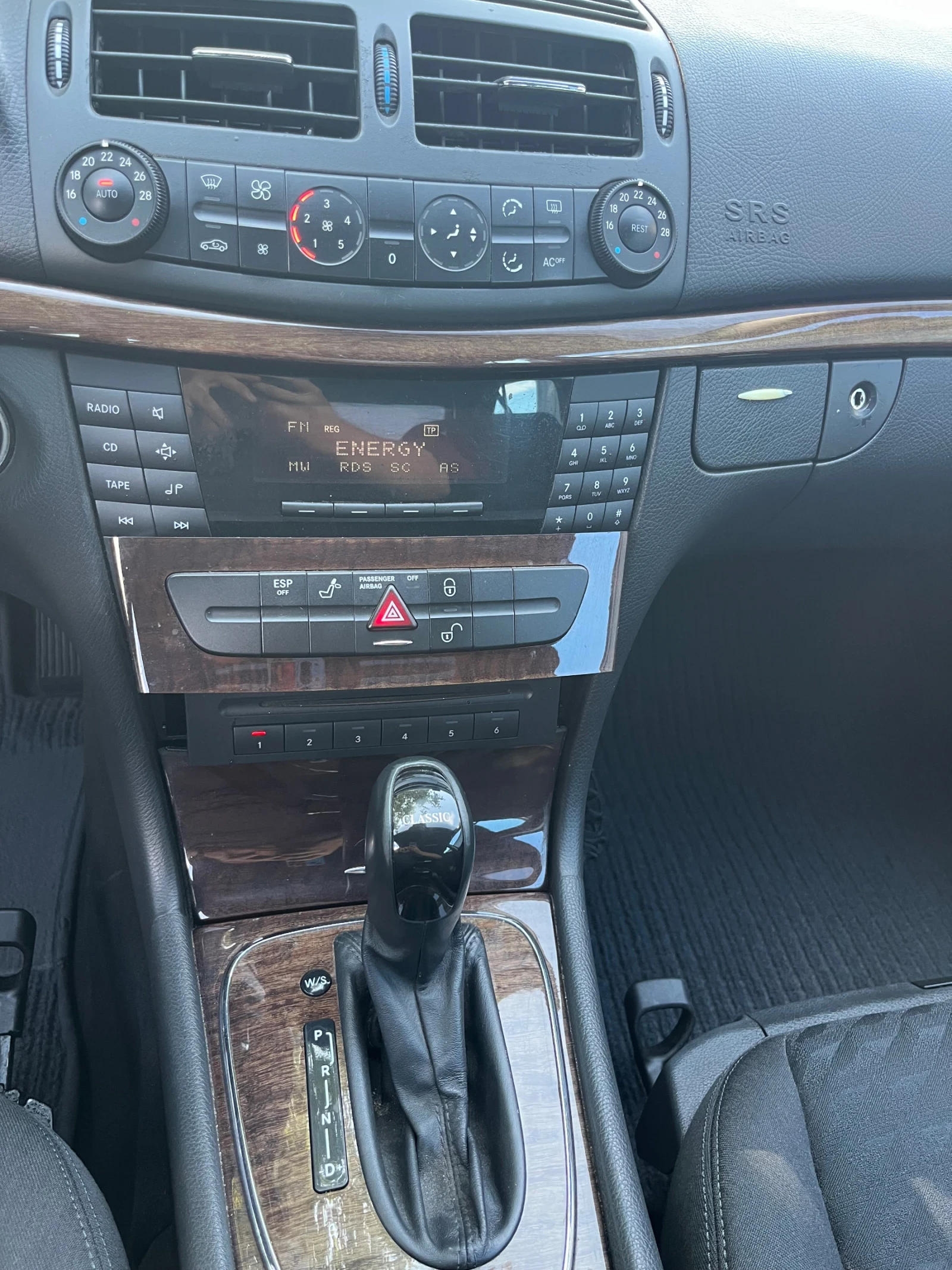 Mercedes-Benz E 220 CDI - изображение 9