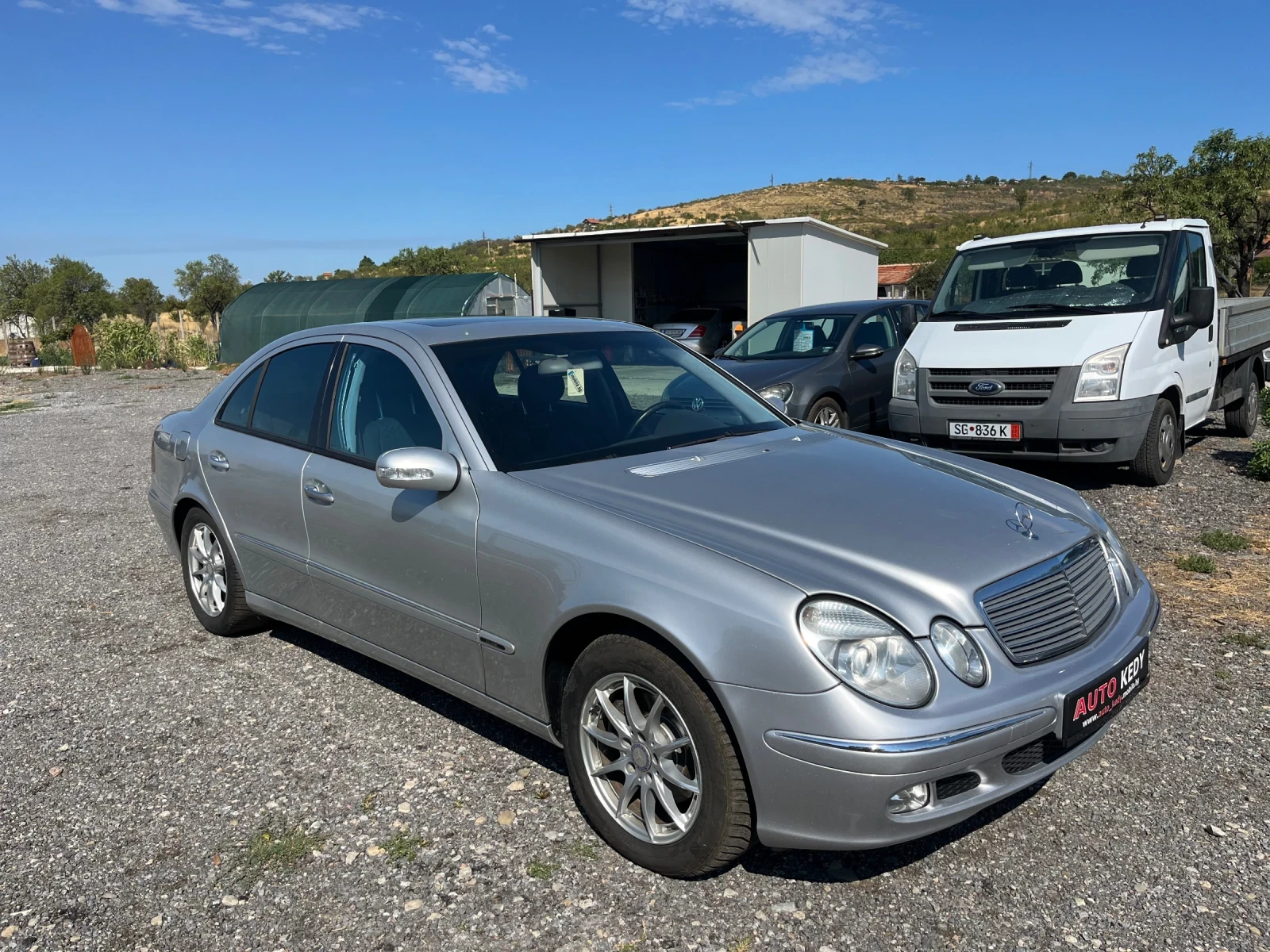 Mercedes-Benz E 220 CDI - изображение 3