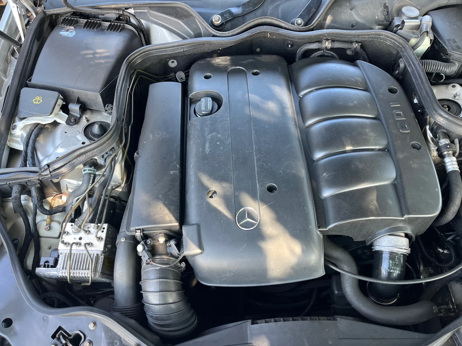 Mercedes-Benz E 220 CDI | Mobile.bg   13