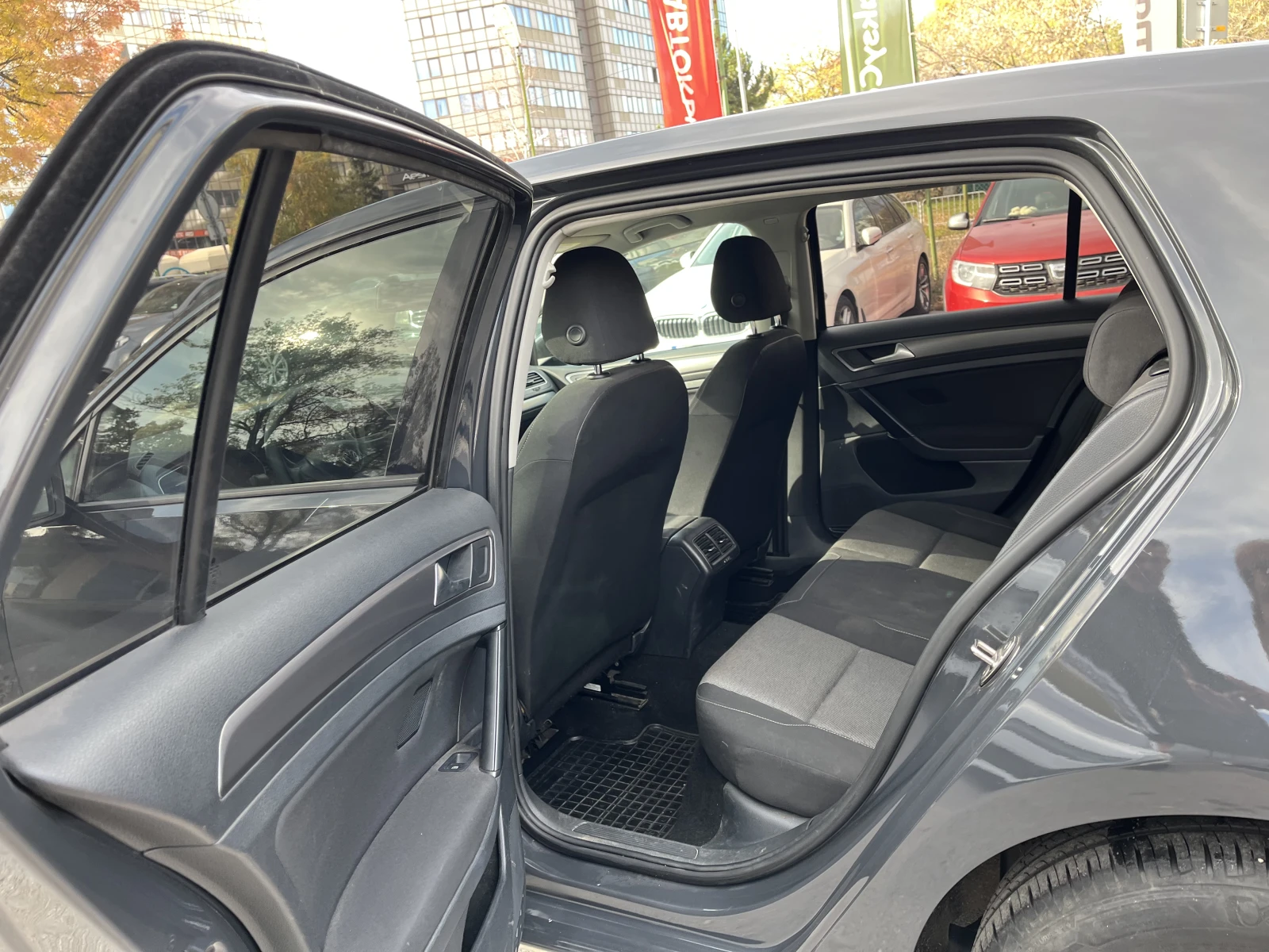 VW Golf TGI - изображение 9