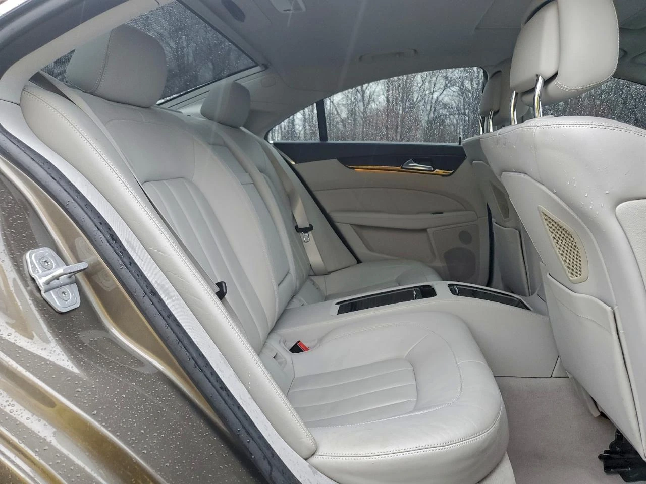 Mercedes-Benz CLS 550 HARMAN/KARDON* ОБДУХ* ВЪЗДУХ* AMBIENT - изображение 10