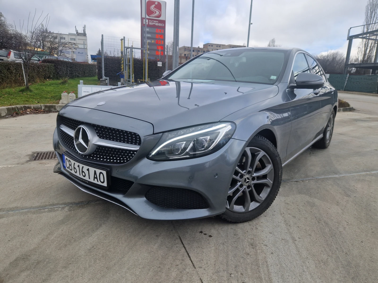 Mercedes-Benz C 220 /Avantgarde/2.2D/9G-tronic - изображение 2