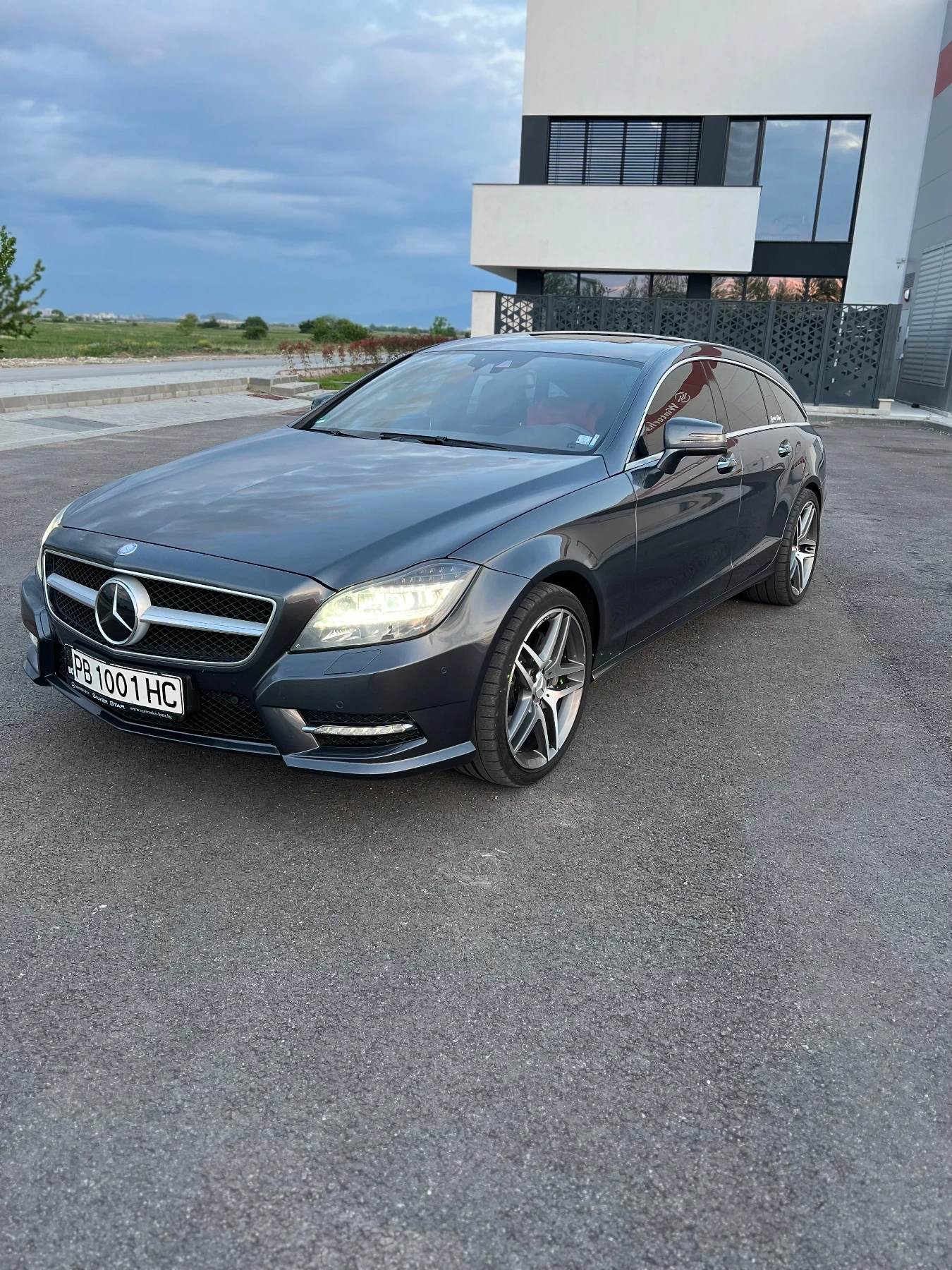 Mercedes-Benz CLS 350  ///AMG Shooting Brake - изображение 2