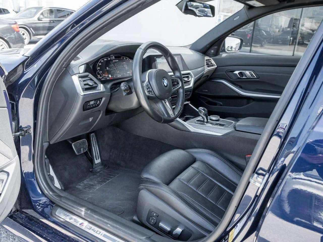 BMW 340 xDrive/ШИБИДАХ/ДИСТРОНИК/360/HARMAN KARDON, снимка 10 - Автомобили и джипове - 54631898