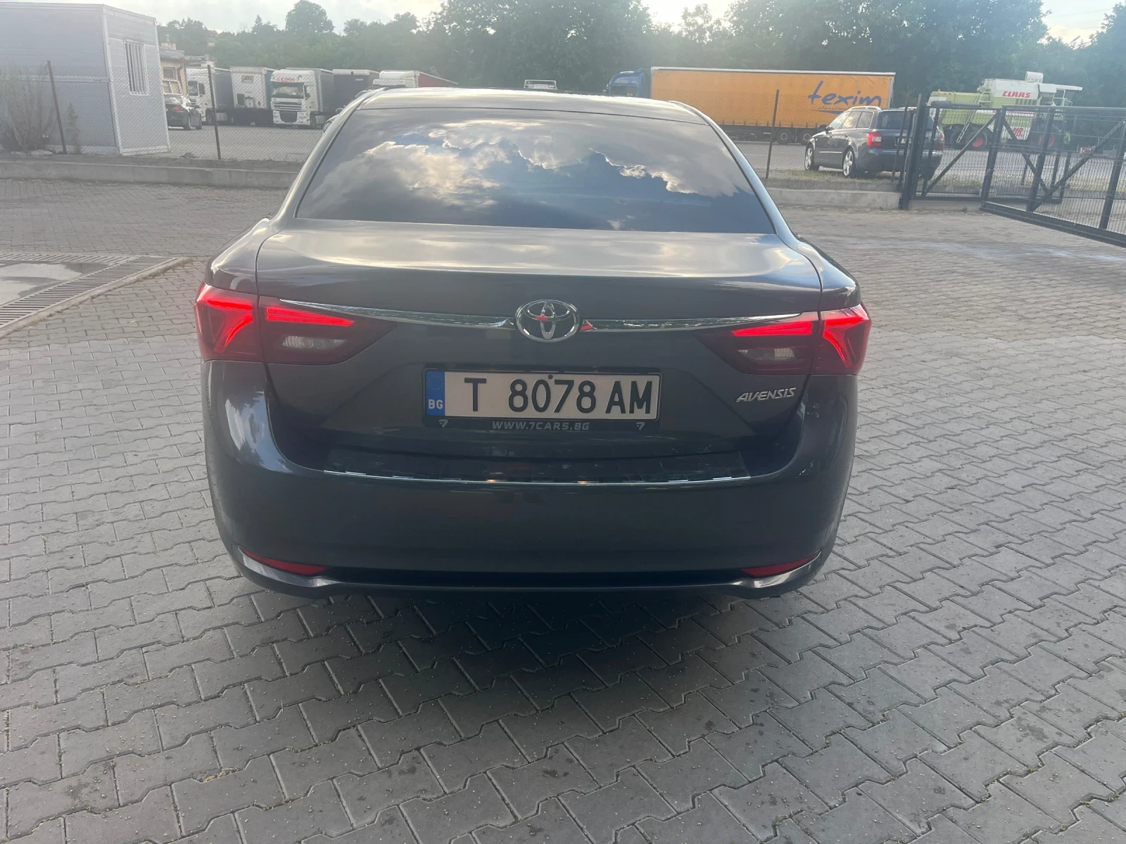 Toyota Avensis, снимка 4 - Автомобили и джипове - 55053430