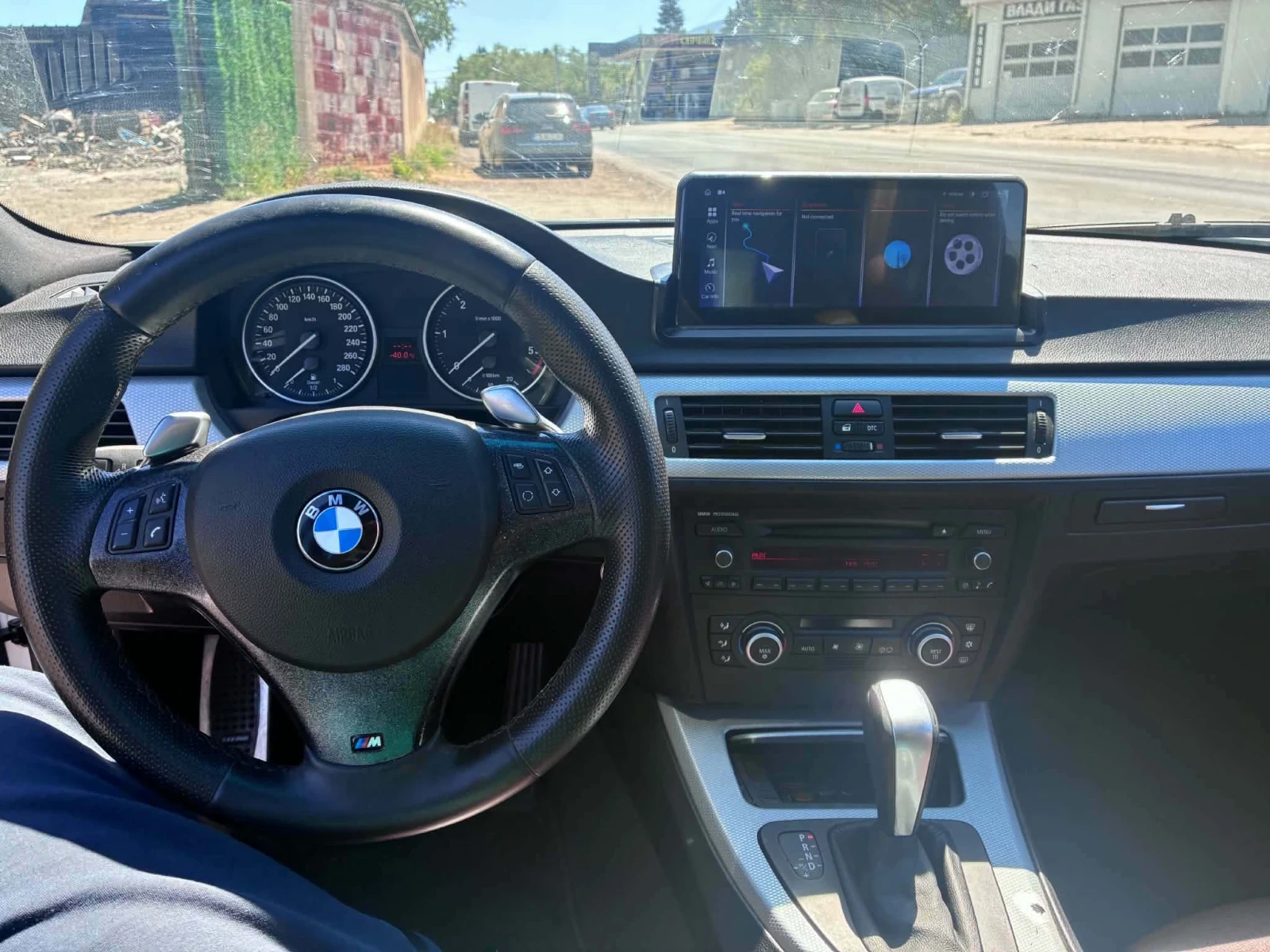BMW 335 Е91 286кс, снимка 6 - Автомобили и джипове - 55679691